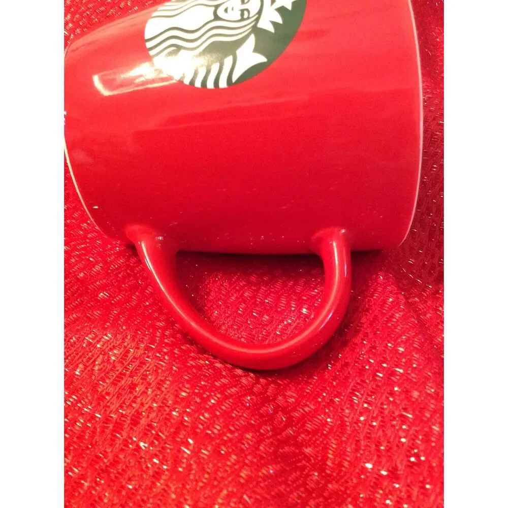 Starbucks Collectable Mug Red 12 Oz. 2021 Green Logo